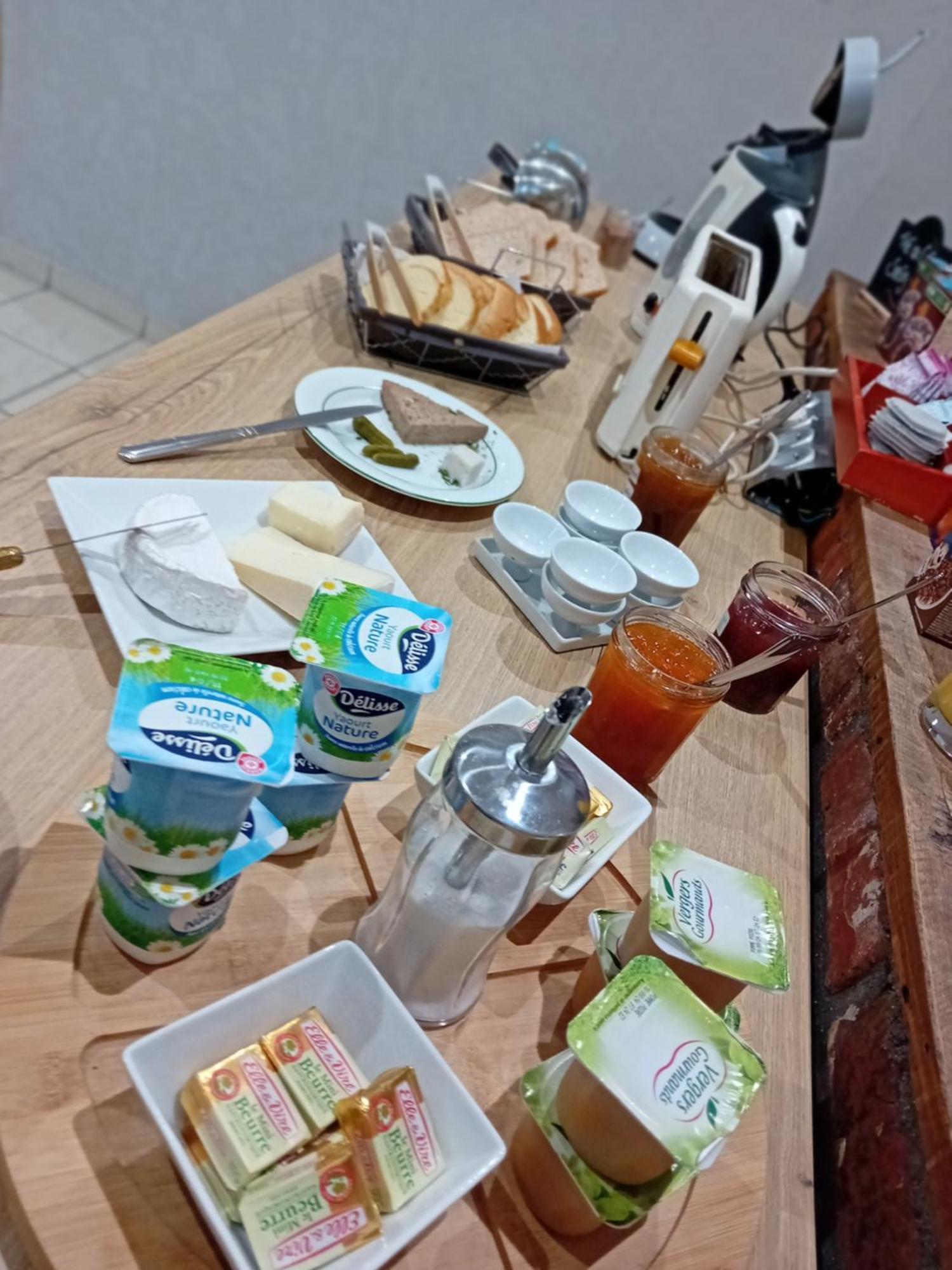 Au Cheval Noir Bed and Breakfast Quaëdypre Εξωτερικό φωτογραφία